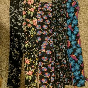 Bundle of One Size leggings